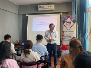 Hình ảnh tương tác với người tham gia workshop Kiểm soát nội bộ của Tiến sỹ Nguyễn Quyết Chiến